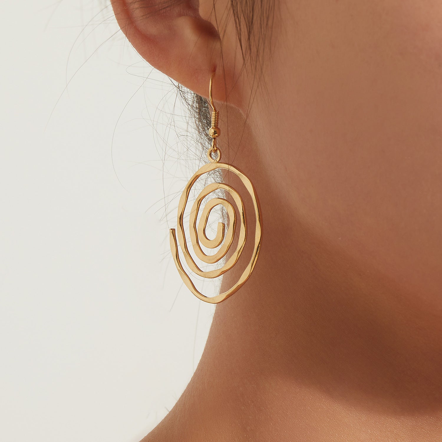 Creative hollow circular vortex earrings for women