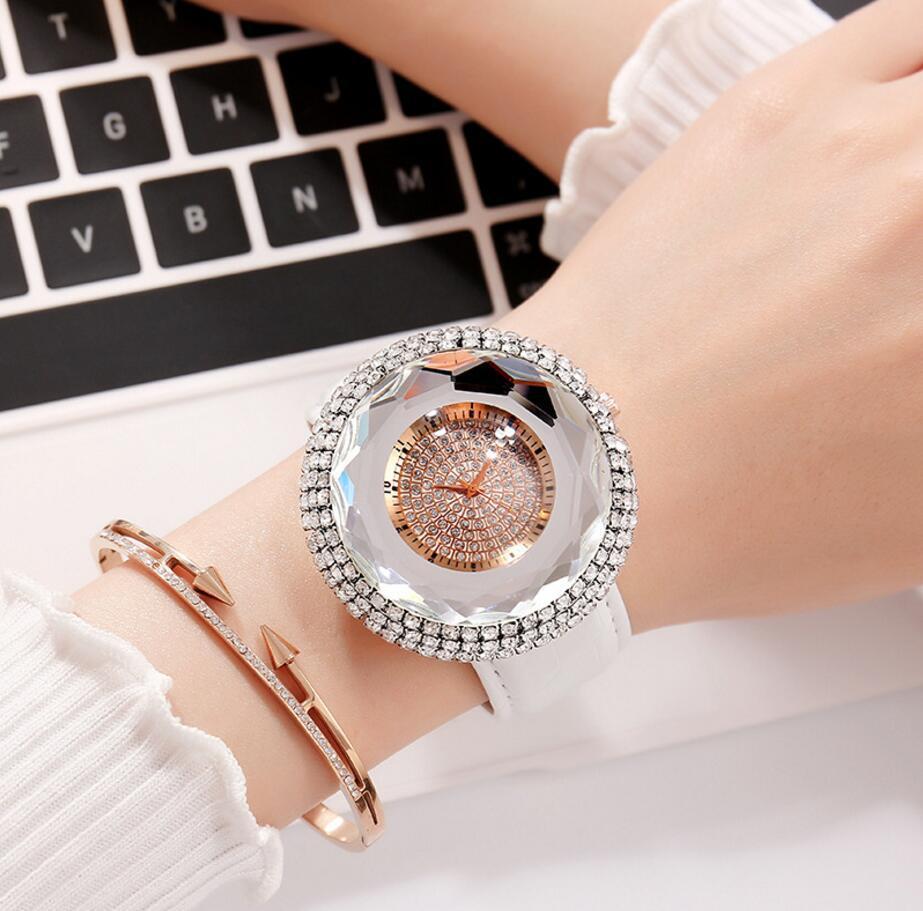 Silicone Women's Watch With White Crystal Glass Quartz