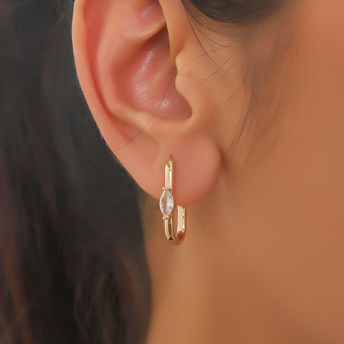 Simple Retro Elegance Geometric Copper Inlaid Zircon Ear Ring