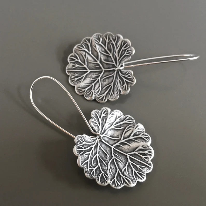 High-grade Earrings Retro Fashion Leaf Earrings